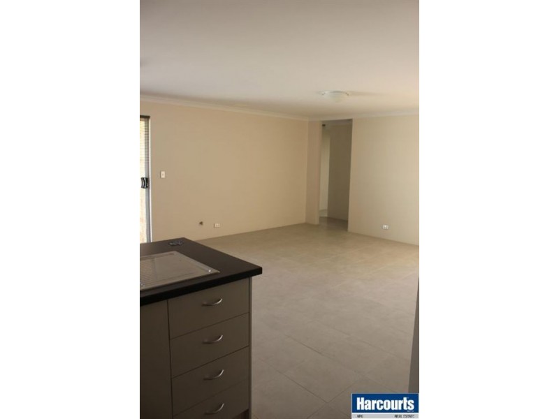 4/12 Denebola Drive, Australind WA 6233