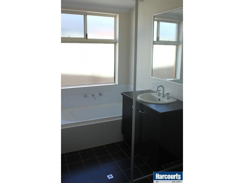 4/12 Denebola Drive, Australind WA 6233