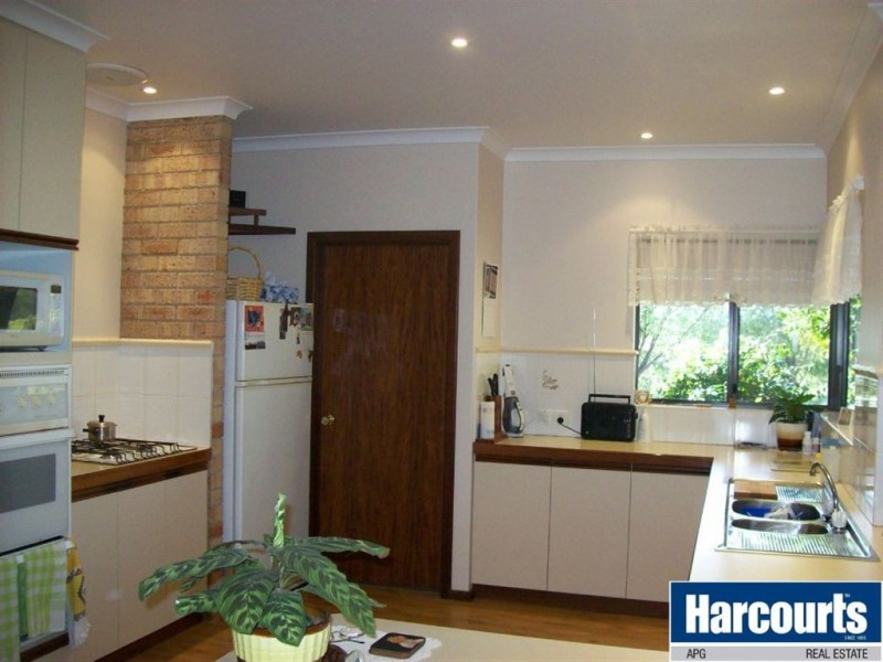 3 Speed Retreat, Gelorup WA 6230