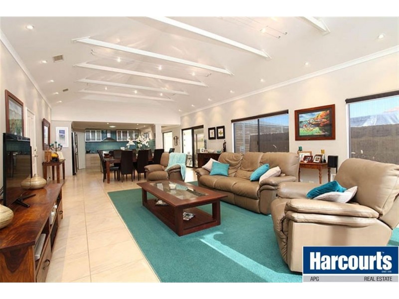 14 Zedor Way, Dalyellup WA 6230