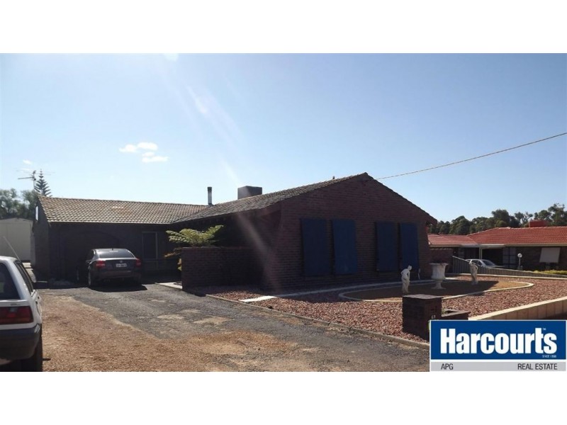 69 Bucktin Street, Collie WA 6225