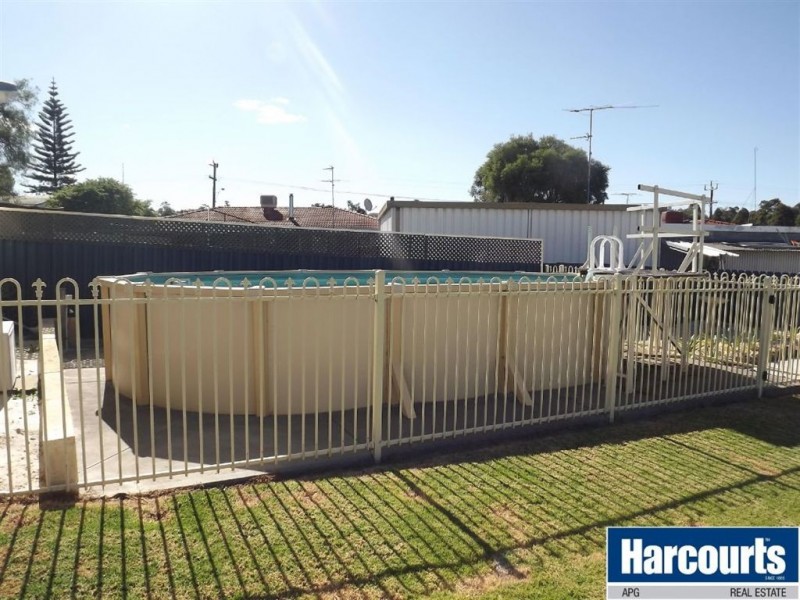 69 Bucktin Street, Collie WA 6225