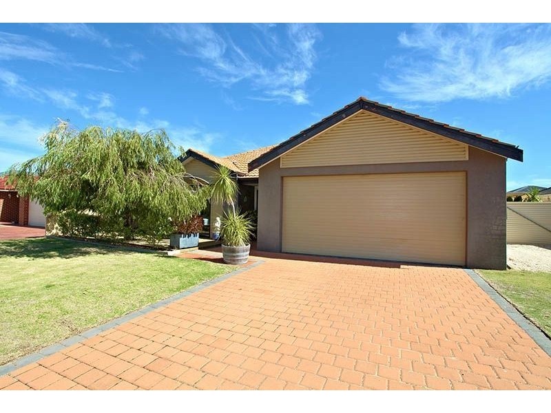 53 Swan Avenue, Millbridge WA 6232