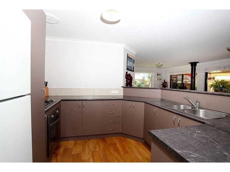 53 Swan Avenue, Millbridge WA 6232
