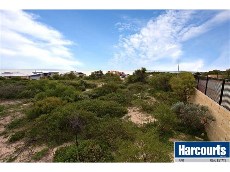 4 Bila Close, Peppermint Grove Beach WA 6271