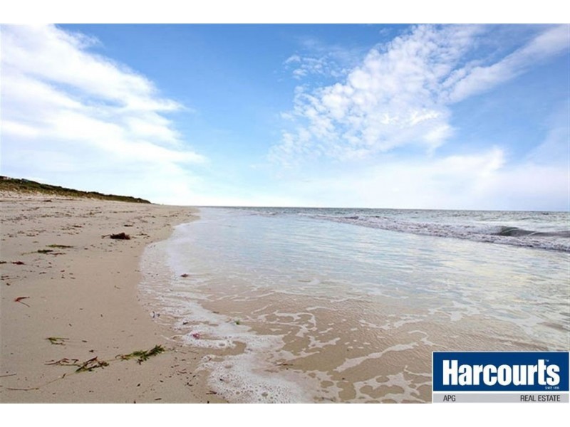 4 Bila Close, Peppermint Grove Beach WA 6271