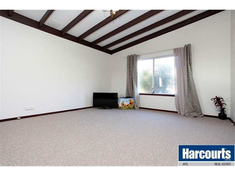 2 Hoylake Avenue, South Bunbury WA 6230