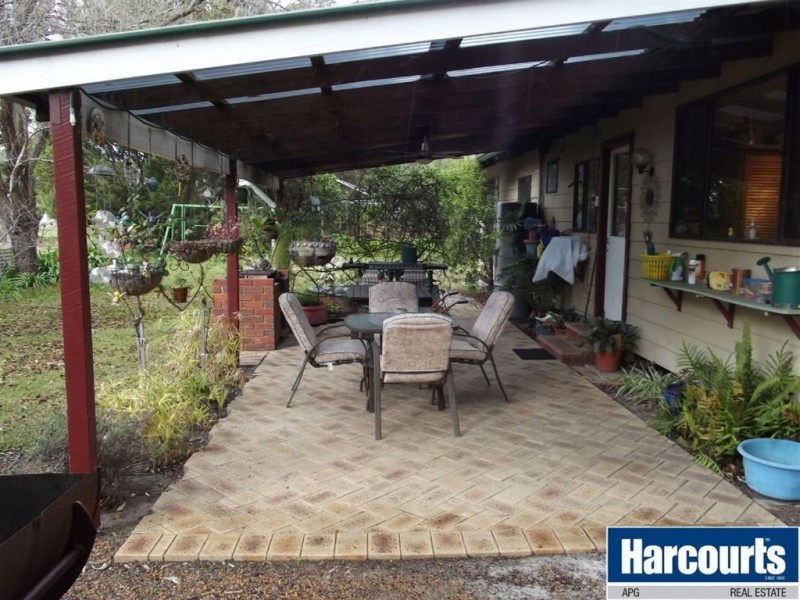 40 Gane Road, Collie WA 6225