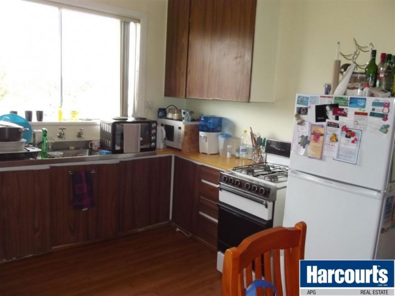 11 Cable Street, Collie WA 6225