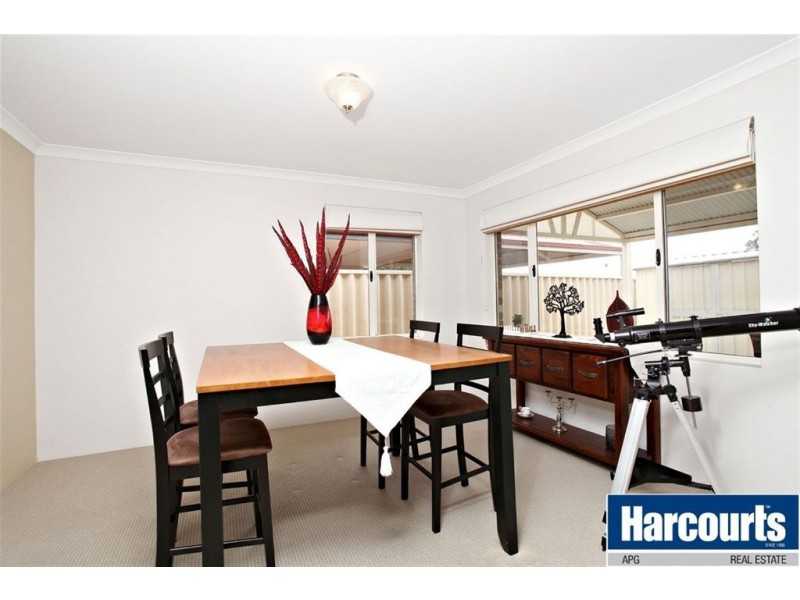 6 Possum Way, College Grove WA 6230