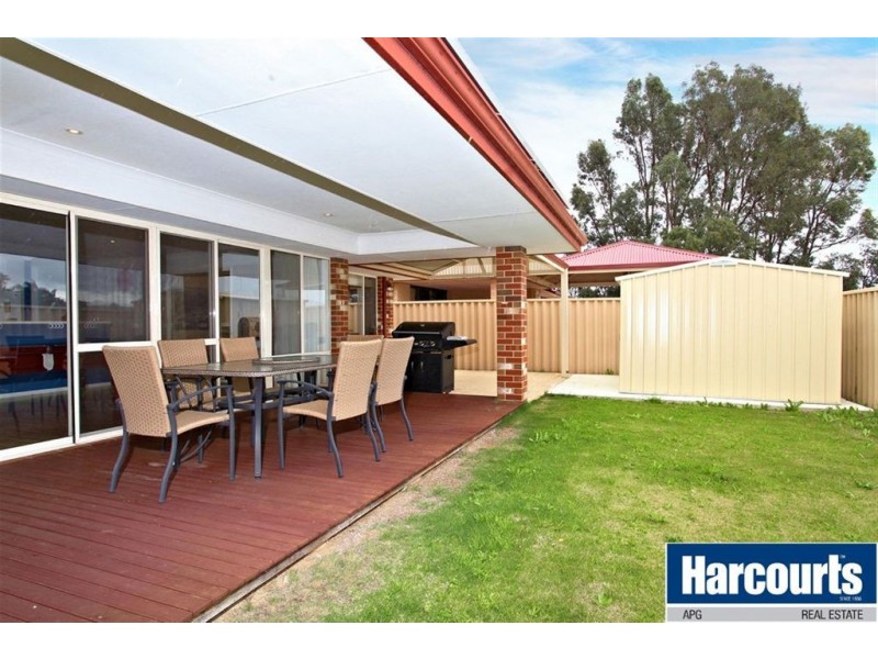 6 Possum Way, College Grove WA 6230