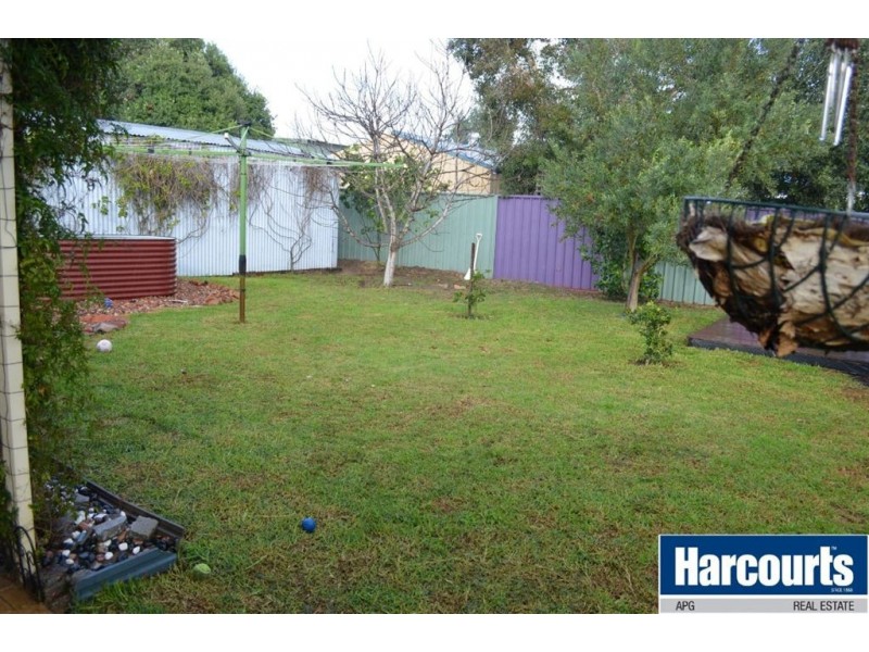 8 Nandup Street, Carey Park WA 6230