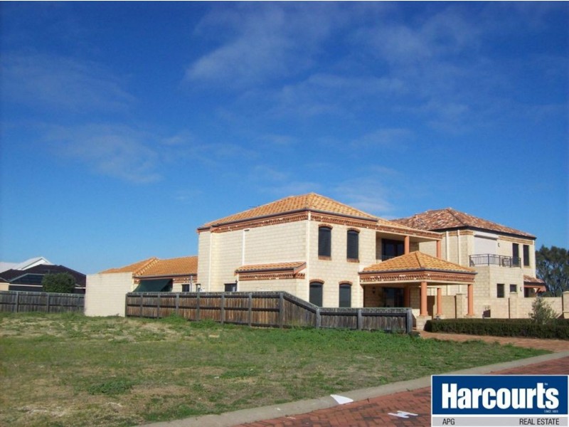 23 Lerici Circle, Pelican Point WA 6230