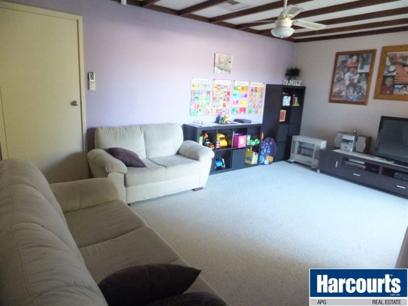 6 Crampton Avenue, Usher WA 6230