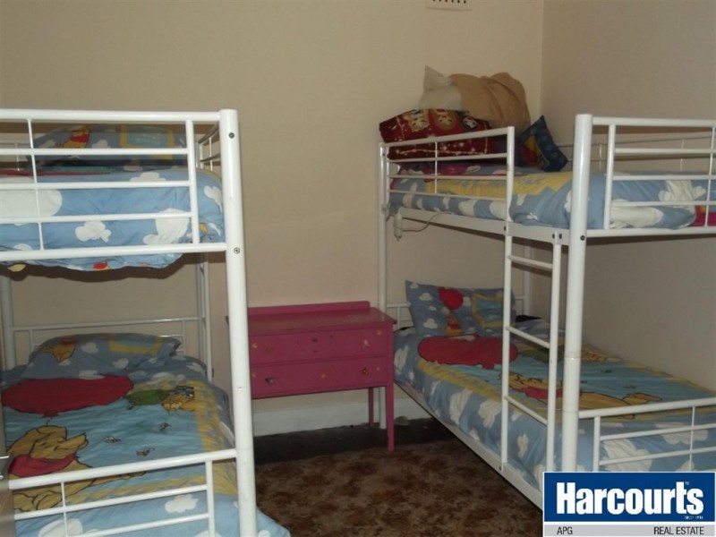 4 Bessell Crescent, Collie WA 6225