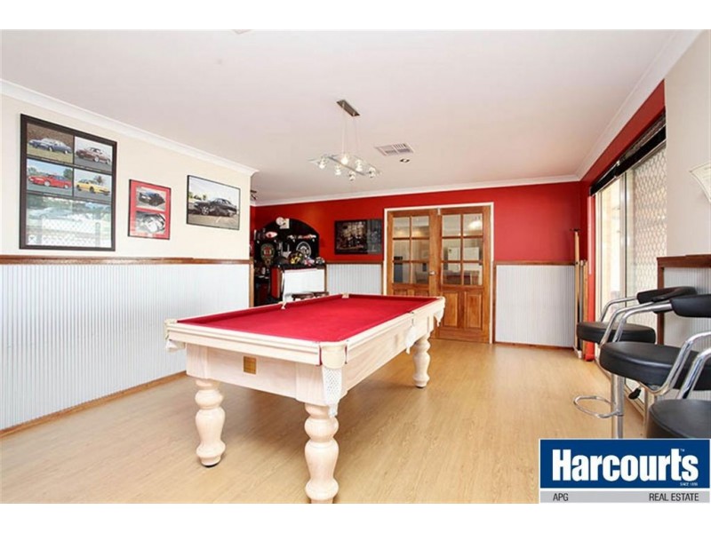 20 Hertford Elbow, College Grove WA 6230