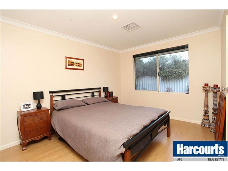 20 Hertford Elbow, College Grove WA 6230