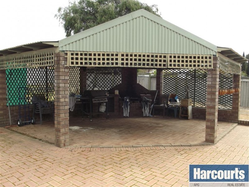 25 Saunders Street, Collie WA 6225