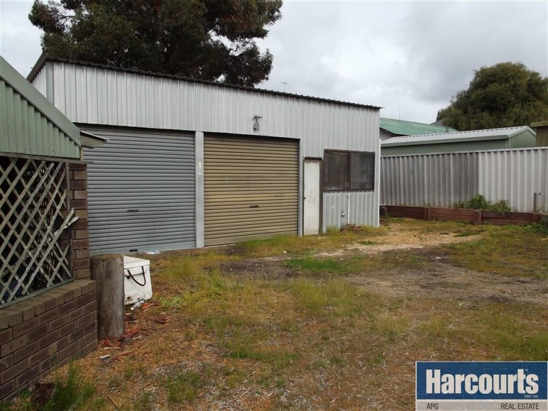 25 Saunders Street, Collie WA 6225