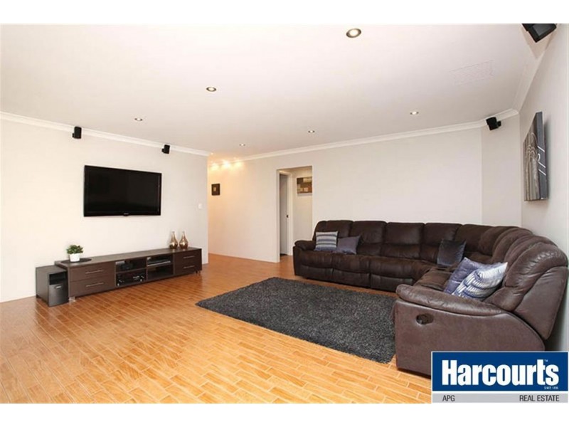 20 Peridot Street, Dalyellup WA 6230