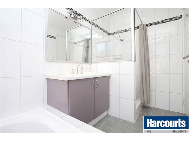 20 Peridot Street, Dalyellup WA 6230