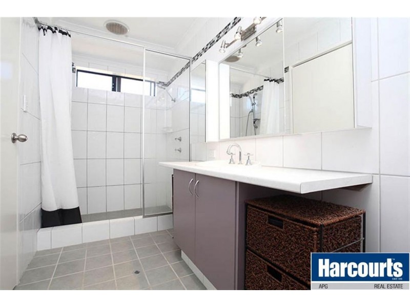 20 Peridot Street, Dalyellup WA 6230