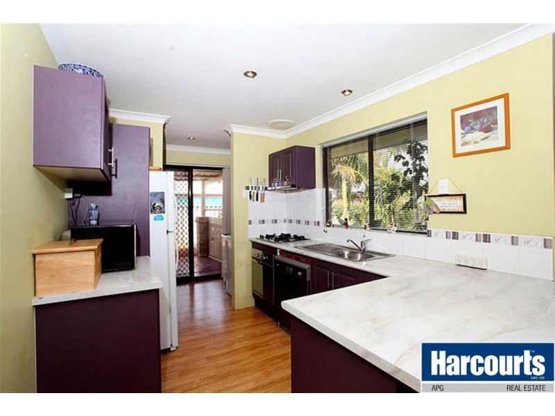 21 Delaporte Way, Carey Park WA 6230