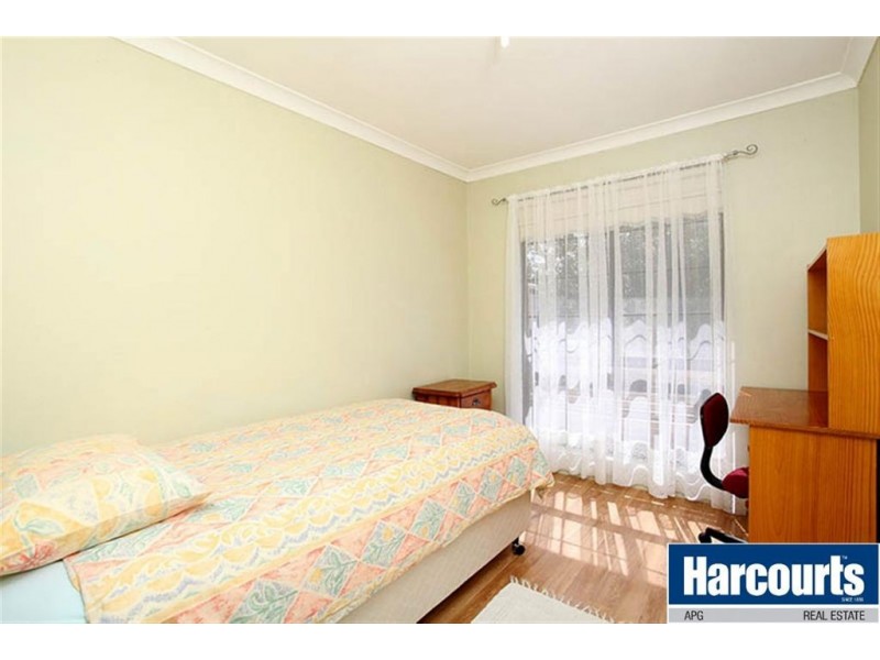 21 Delaporte Way, Carey Park WA 6230