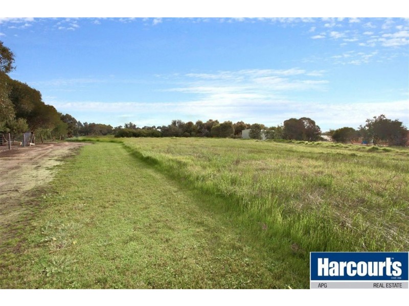 28 Britza Avenue, Roelands WA 6226