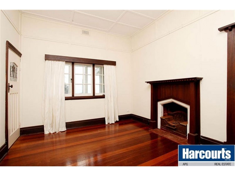 8 Haig Crescent, Bunbury WA 6230