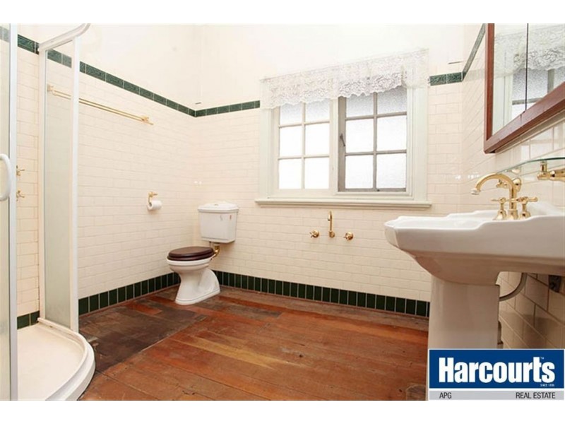 8 Haig Crescent, Bunbury WA 6230
