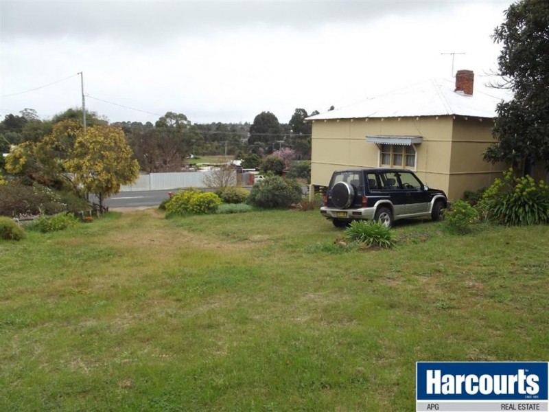 4 Paull Street, Collie WA 6225