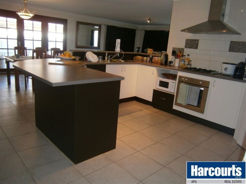 8 Cobalt Link, Australind WA 6233