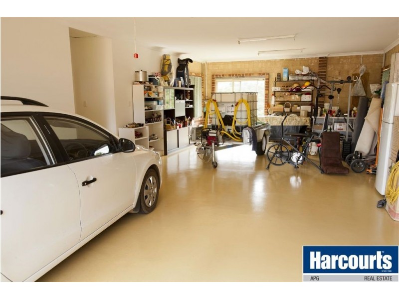 27 Eastern Rise, Henty WA 6236