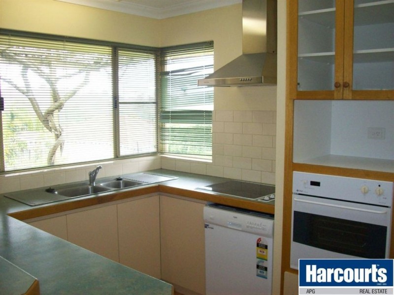 71 Barnes Avenue, Australind WA 6233