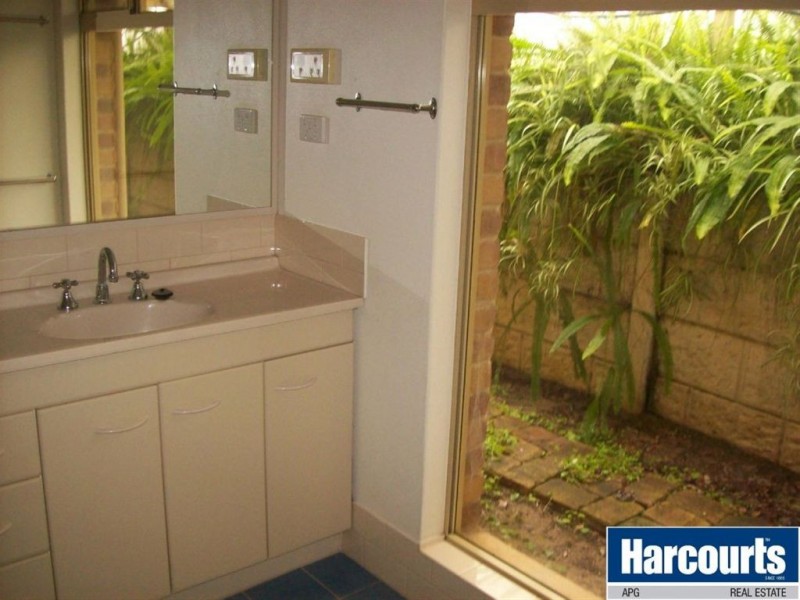 71 Barnes Avenue, Australind WA 6233