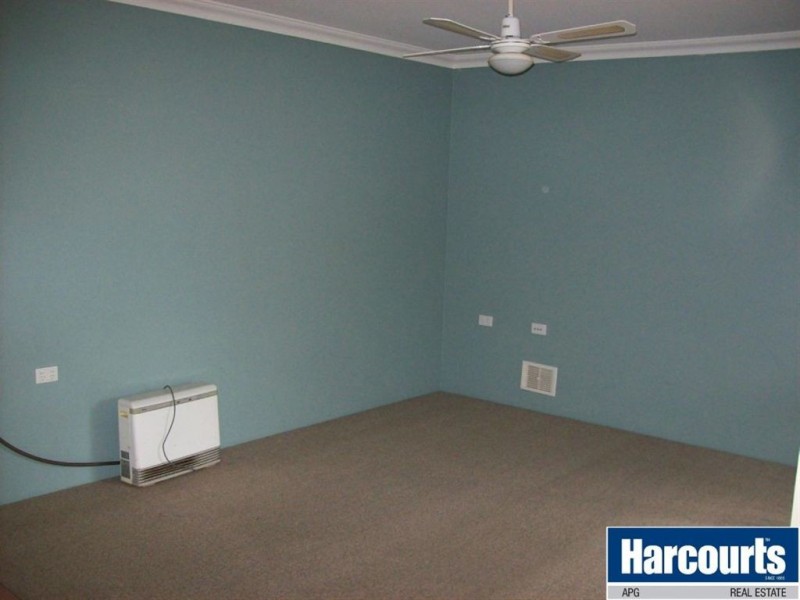 71 Barnes Avenue, Australind WA 6233