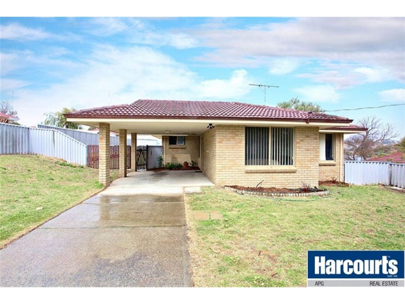 13 Lockwood Crescent, Withers WA 6230