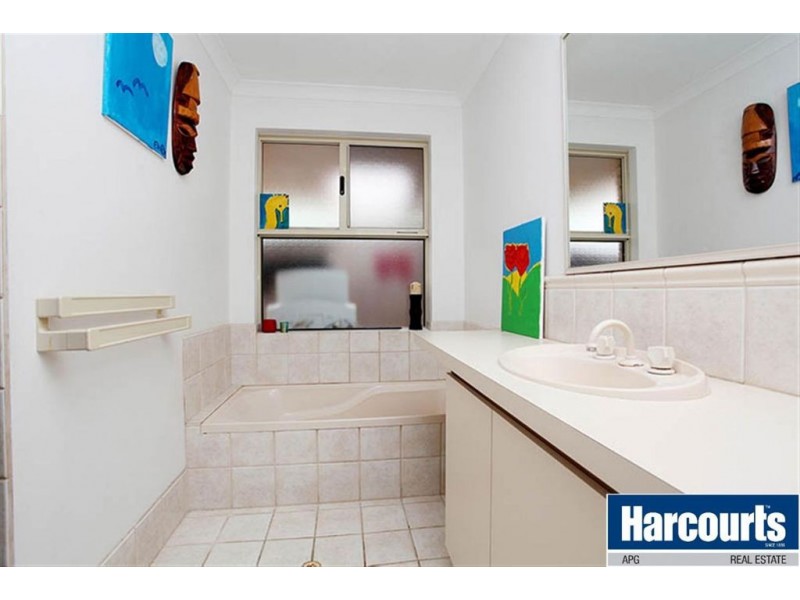 13 Lefroy Place, Usher WA 6230