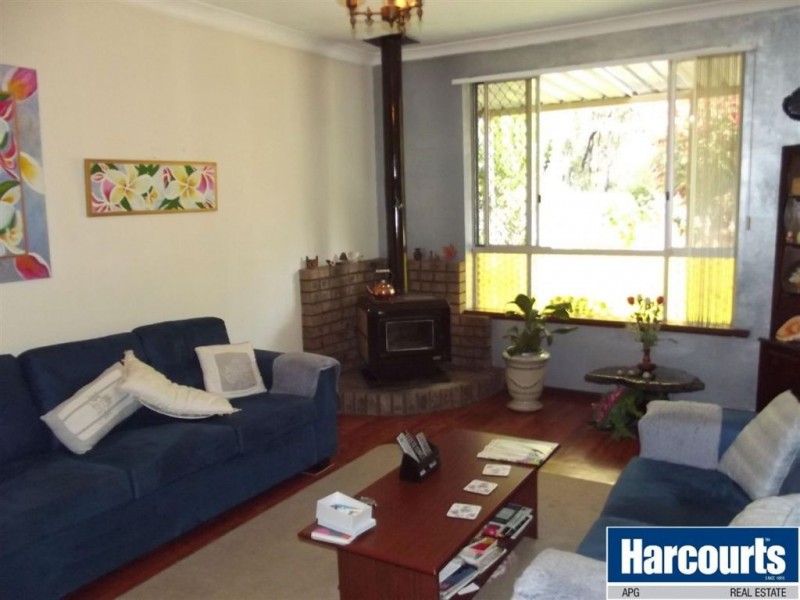 21 Bevan Way, Collie WA 6225