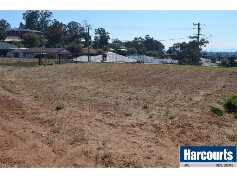 52 Parkfield Way, Australind WA 6233