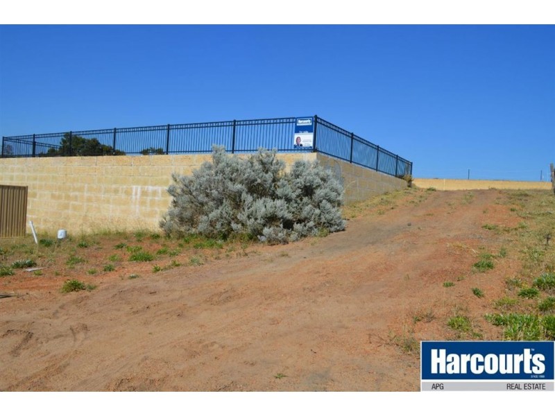 52 Parkfield Way, Australind WA 6233