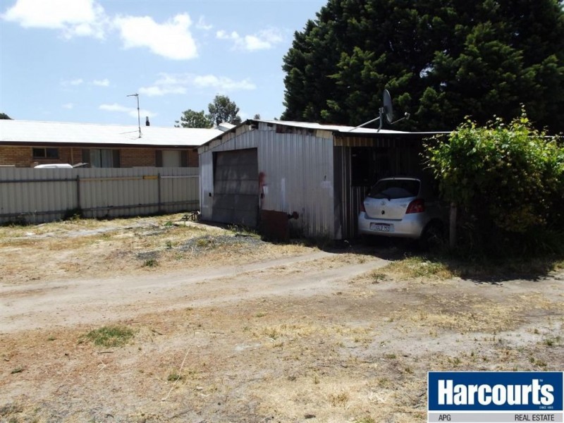 21 Bunbury Street, Collie WA 6225