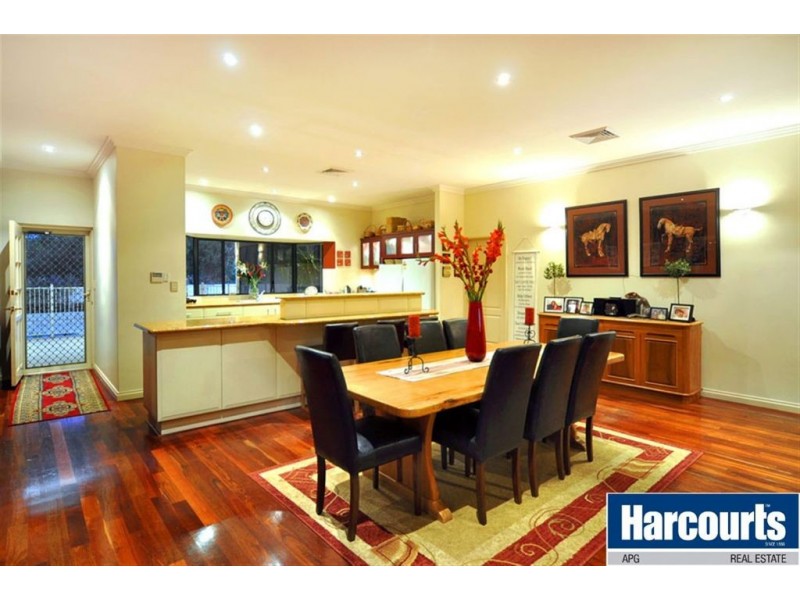 700 Cathedral Avenue, Leschenault WA 6233