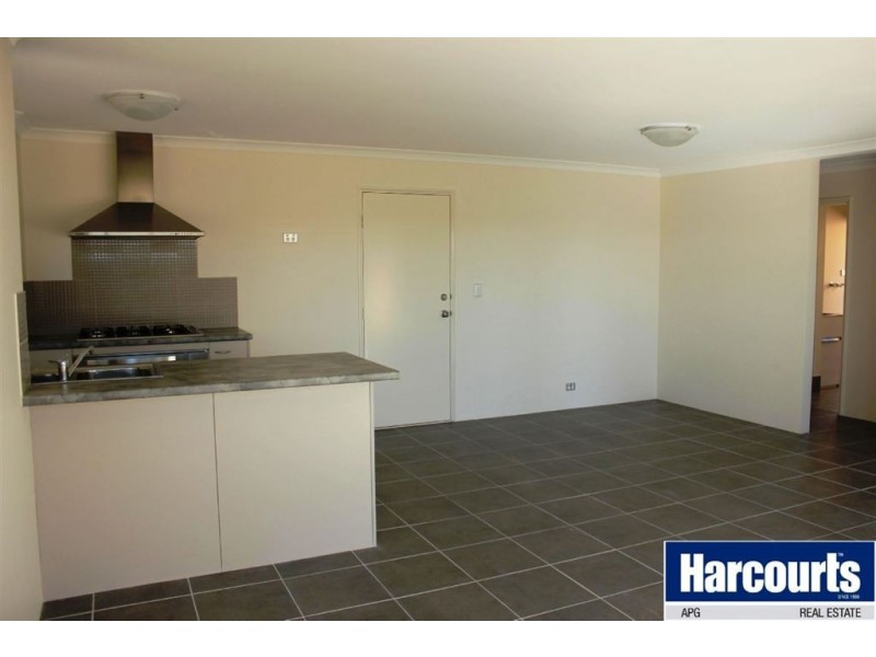 2/12 Denebola Boulevard, Australind WA 6233