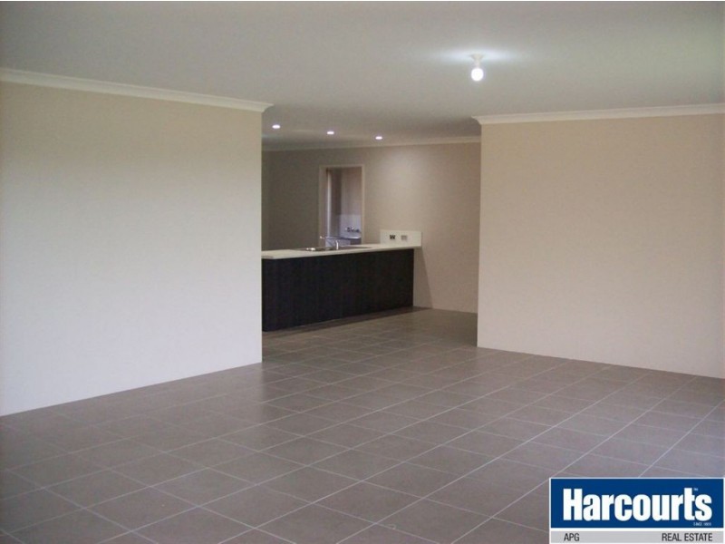 18 Ashberg Link, Dalyellup WA 6230