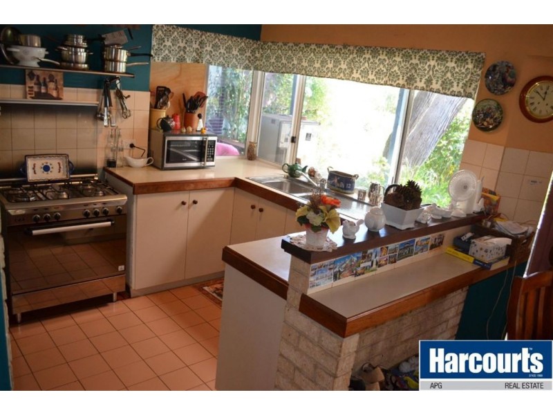 4 Emelia Place, Australind WA 6233