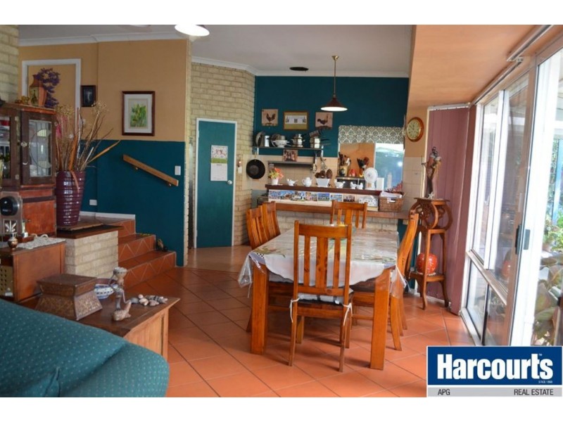 4 Emelia Place, Australind WA 6233