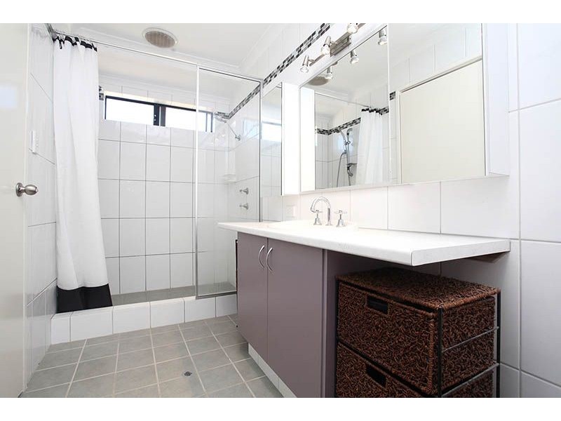 20 Peridot Street, Dalyellup WA 6230