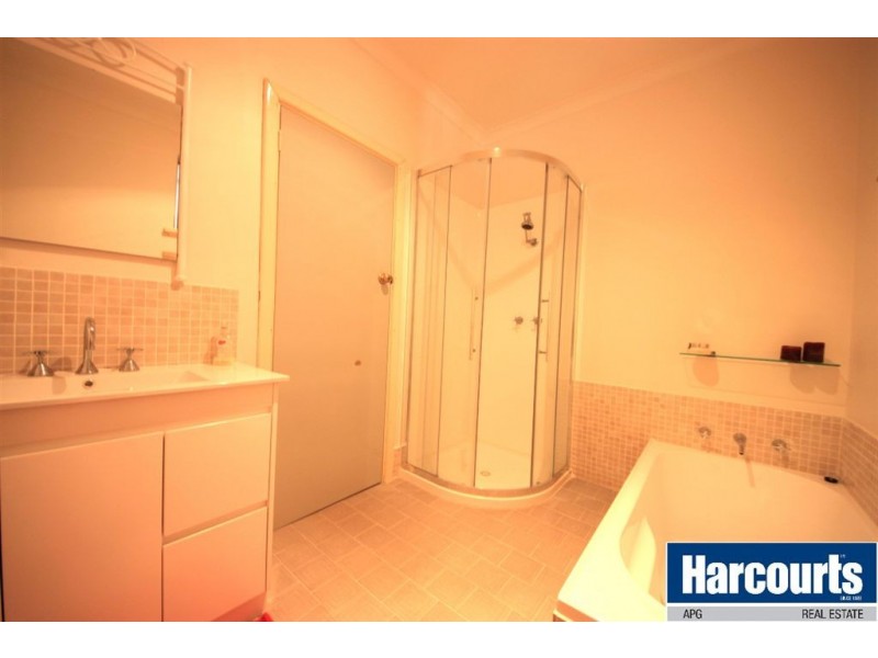 10 Lucy Crescent, Brunswick WA 6224